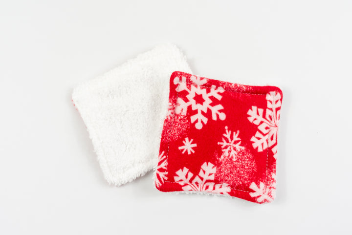 Reusable Makeup Wipes - Red Snowflakes