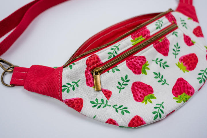 Fanny Pack - Strawberry